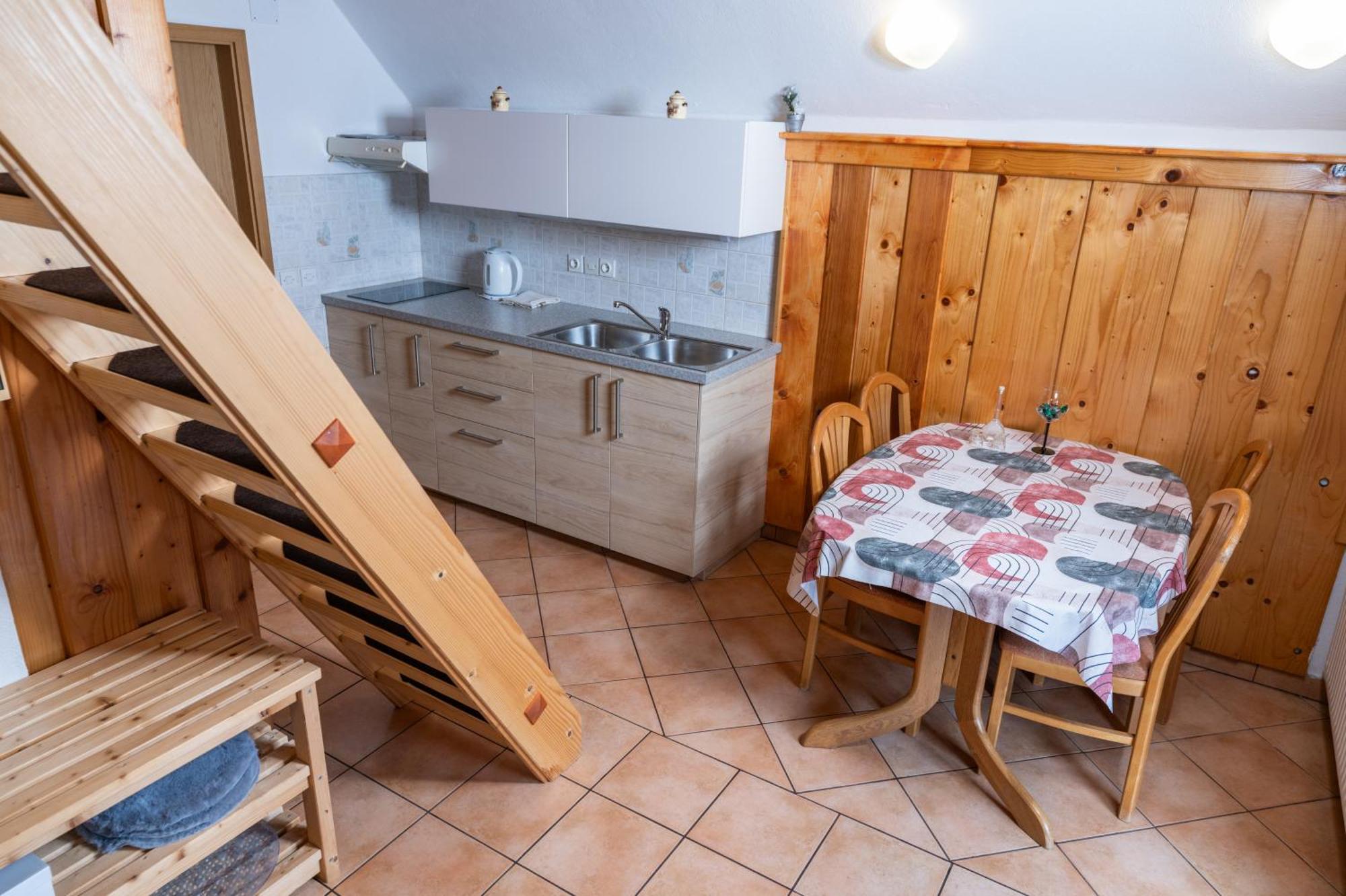 Apartma Metka ボーヒニ エクステリア 写真